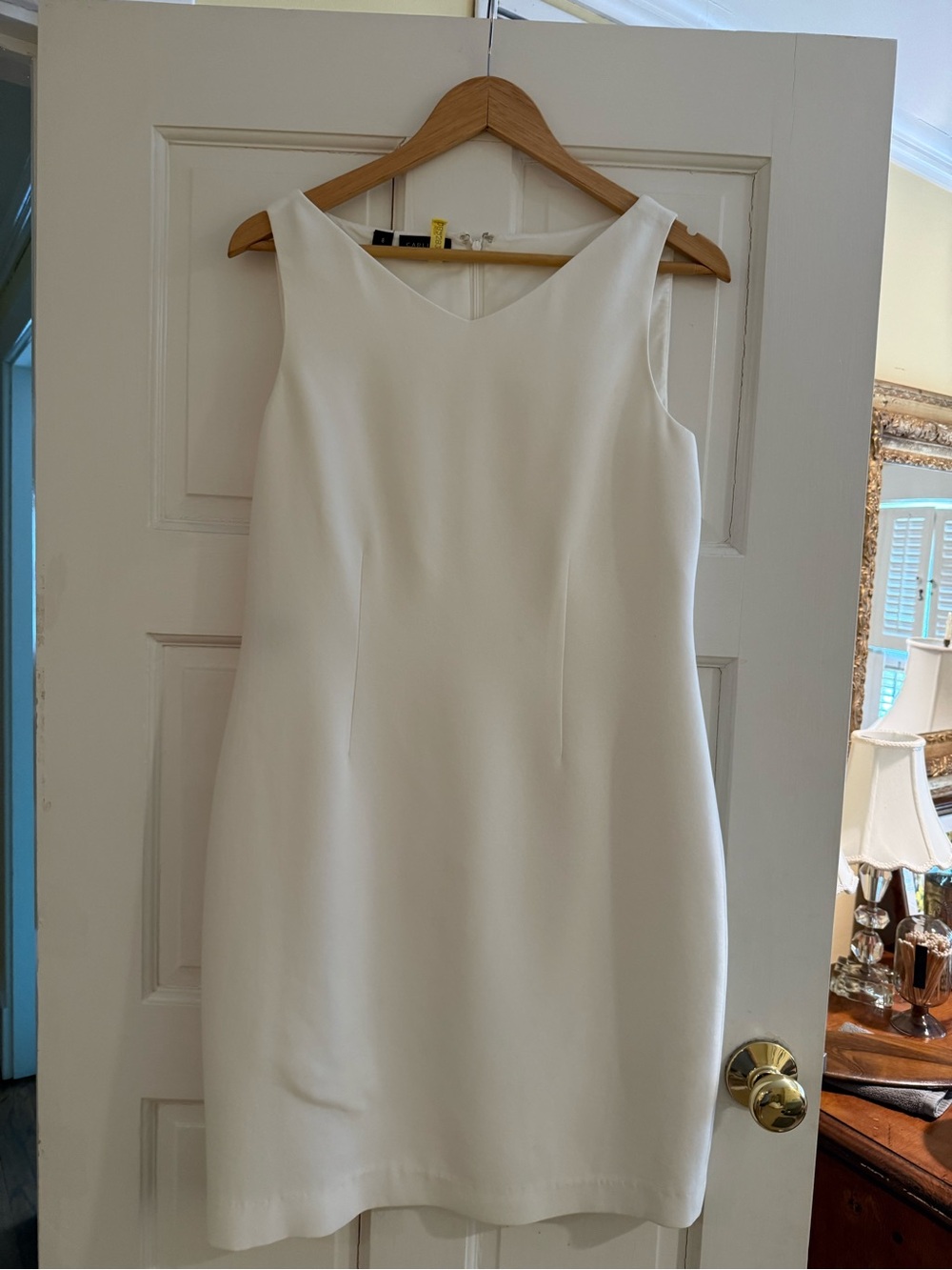 Carlisle White Shift Dress Size 8